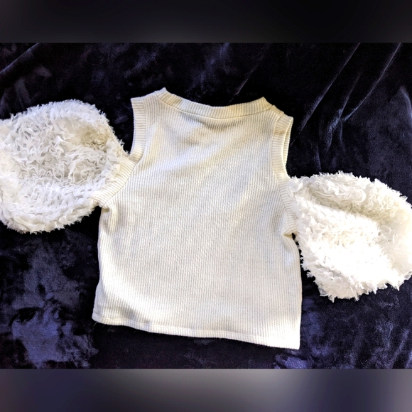 Top - Picture 2 of 2